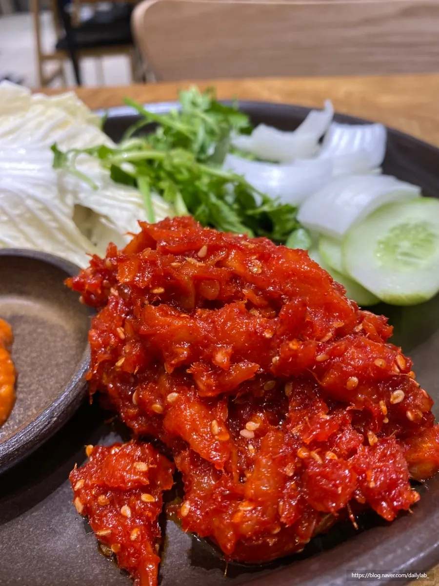 금녕곰탕 역삼점 명태 회무침