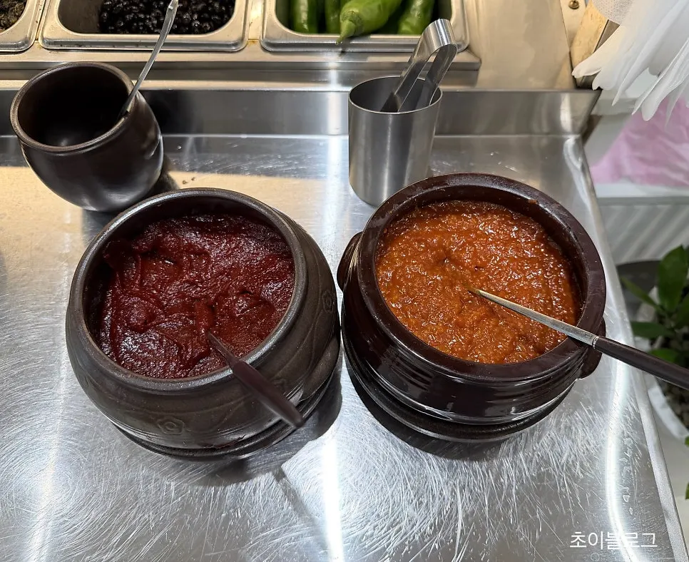 Ssamjang and gochujang at the self-bar