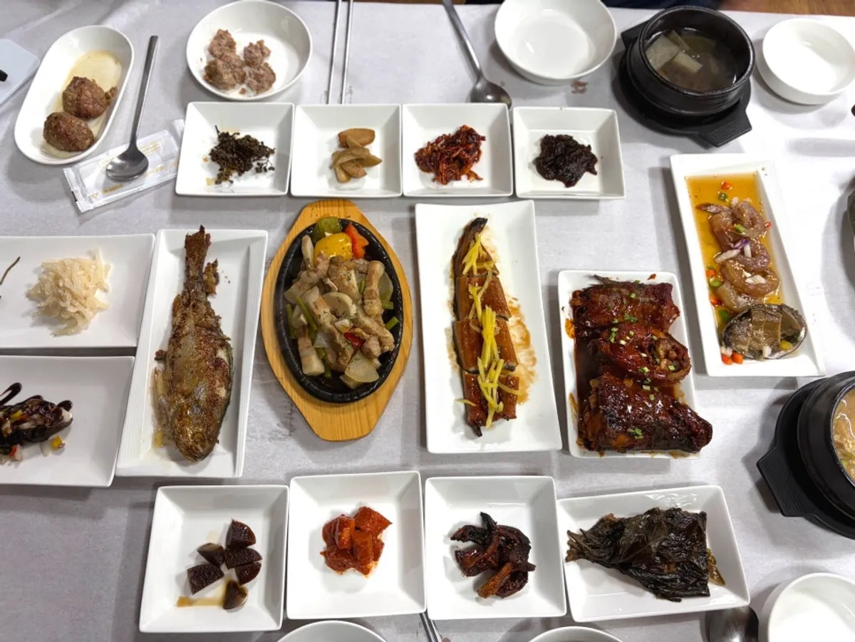 금산 한정식 마당있는집 대표 이미지