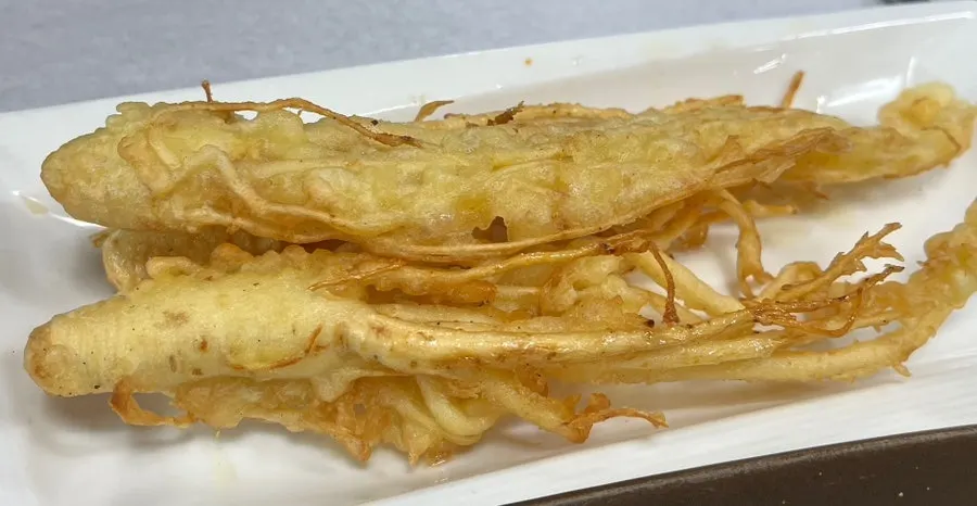 Whole deep-fried ginseng root