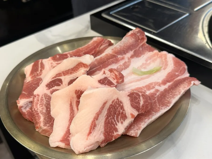 돼지한근세트 갈비본삼겹과 목살 생고기