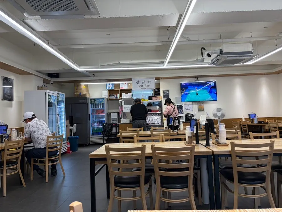 Bright, clean interior of the gukbap restaurant