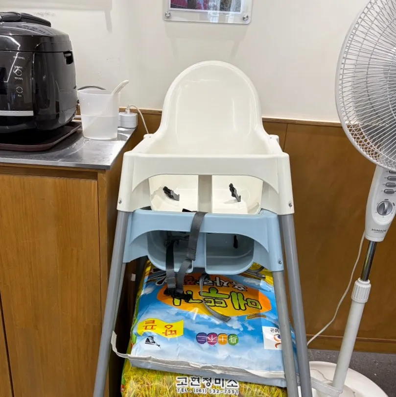 Baby chair provided at the restaurant