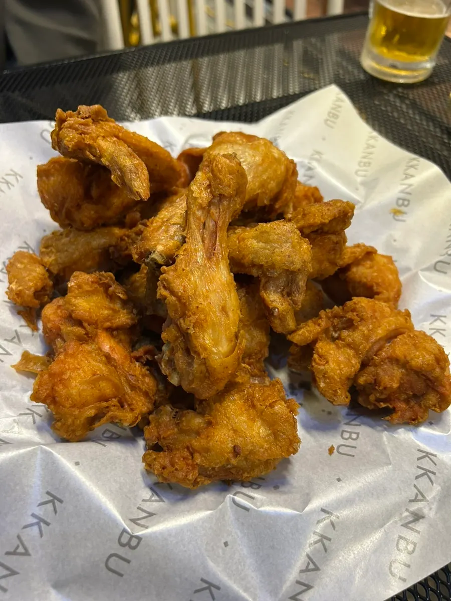 Freshly served plate of fried chicken