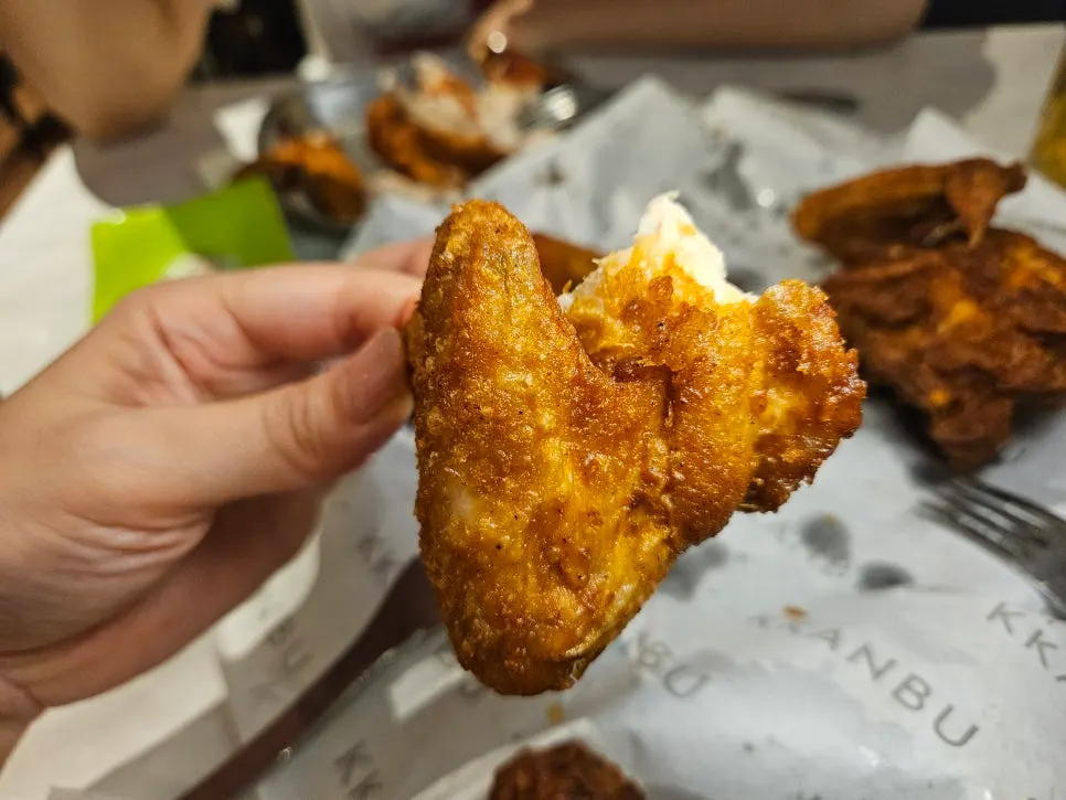 Six Pack chicken plate getting smaller as two people share it