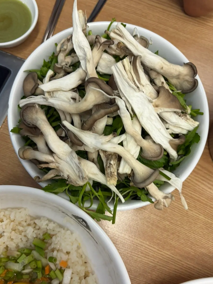 Minari, mushrooms, and DIY sujebi