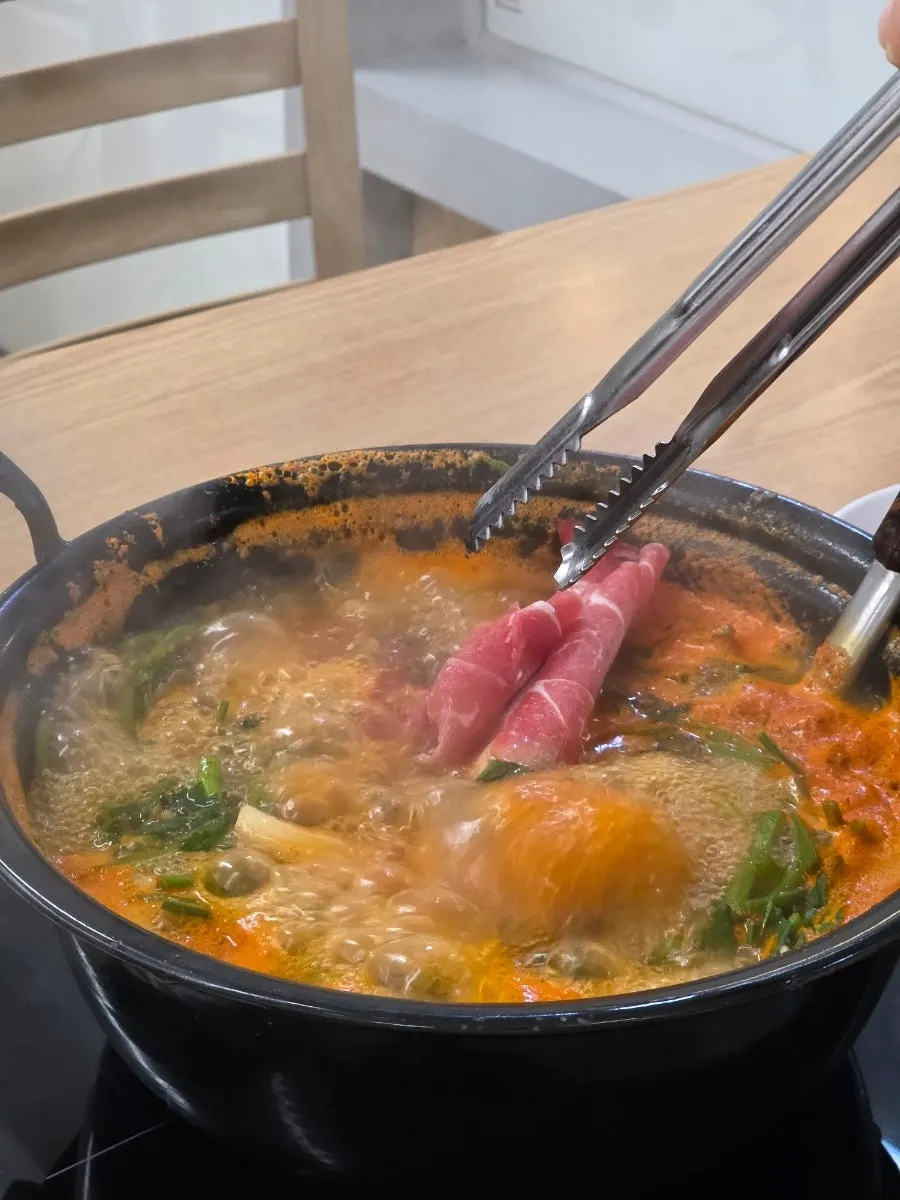 Fresh vegetable and meat combination in the shabu-shabu pot