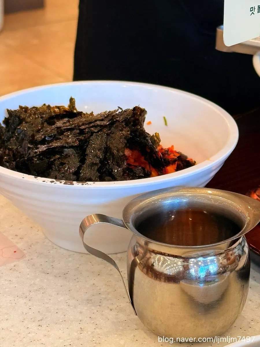 8분 익힌 폭신한 칼국수 면