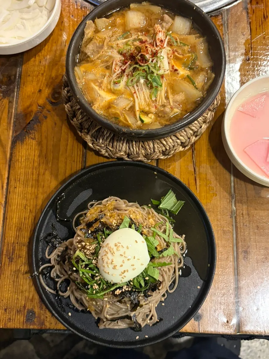 Well-fermented kimchi side dish