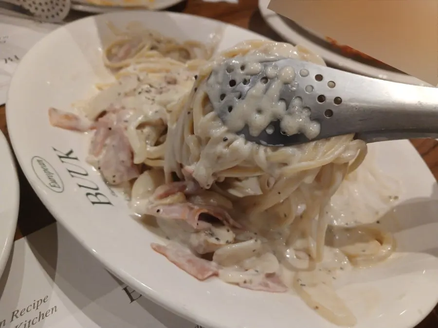 Beautifully plated carbonara