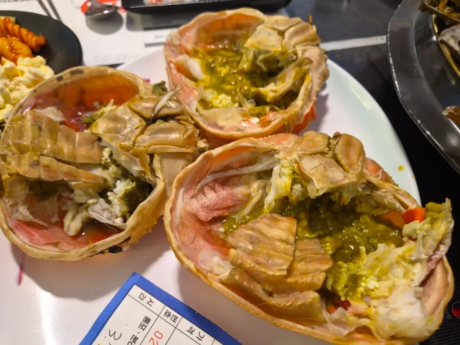 Snow crab leg with the meat removed