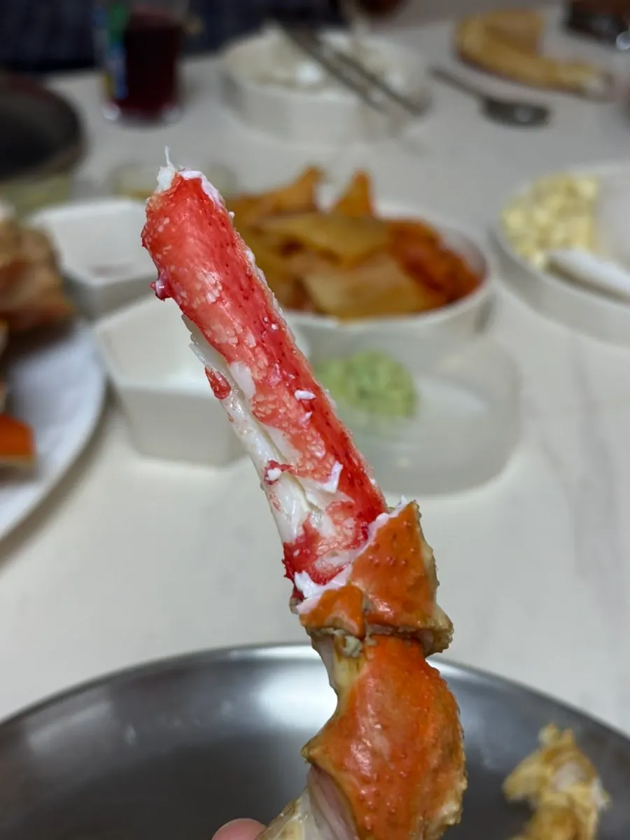 Prepared snow crab meat