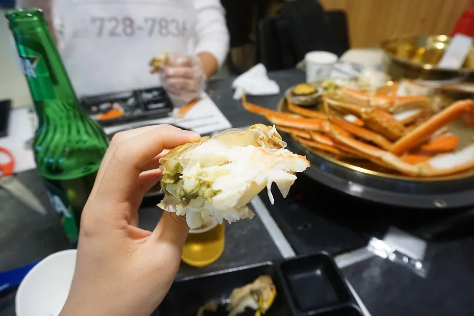 Snow crab body meat with intestine