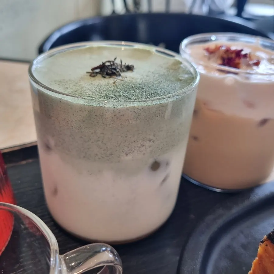 Ordered drinks and desserts in a range of colors
