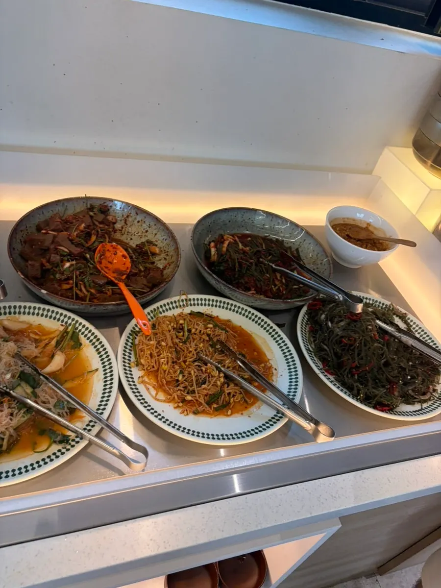 Dongam Tteokgalbi's self-bar corner