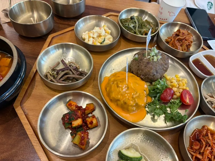 The table after finishing the meal, with the restaurant in view