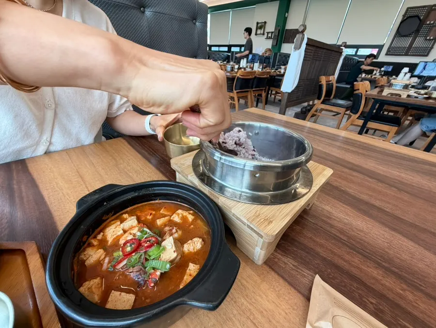 Two set meals of cheese tteokgalbi and Dongam tteokgalbi