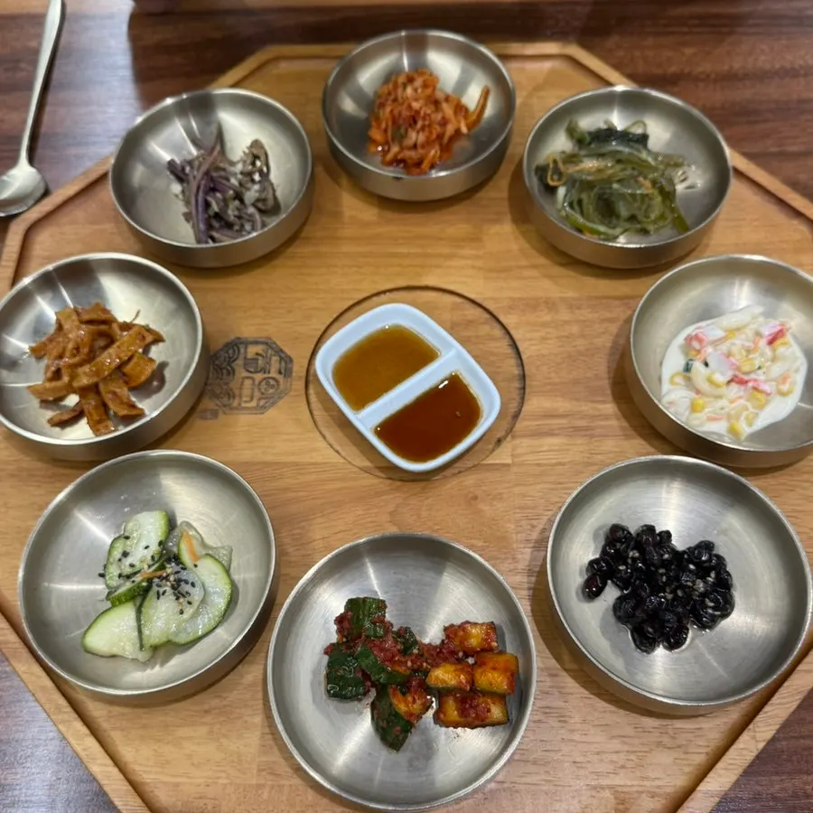 Dongam Tteokgalbi set menu board