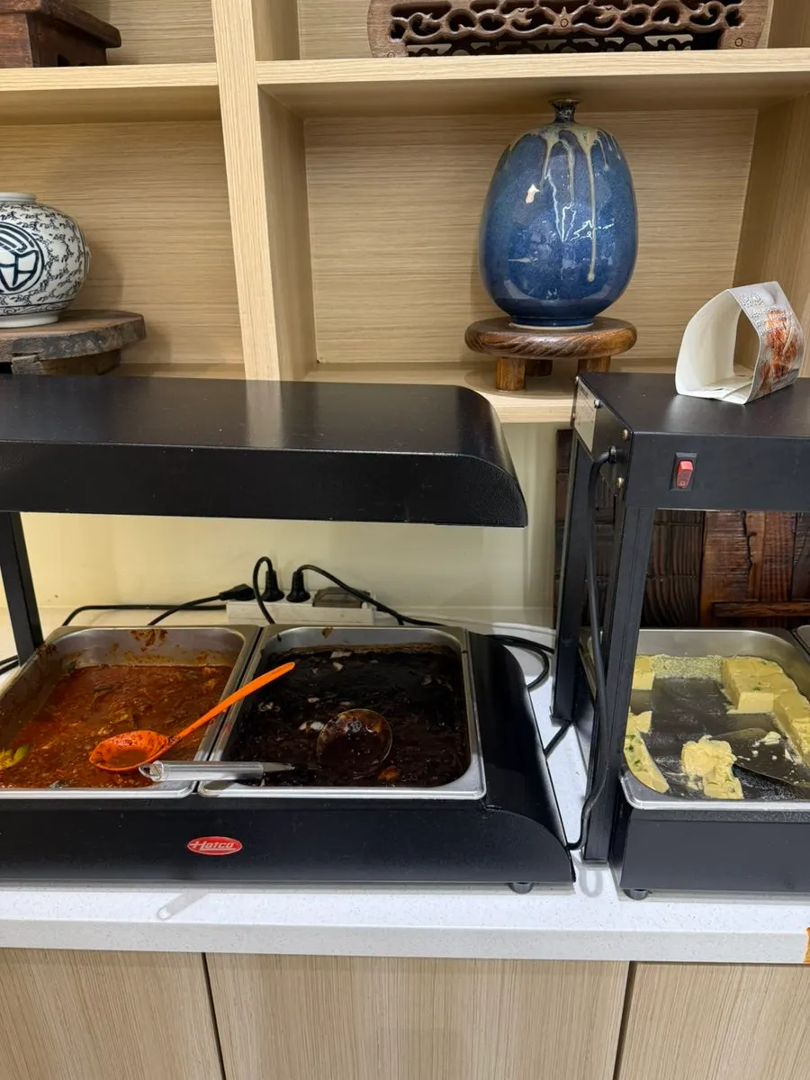 Self-bar side dishes on display