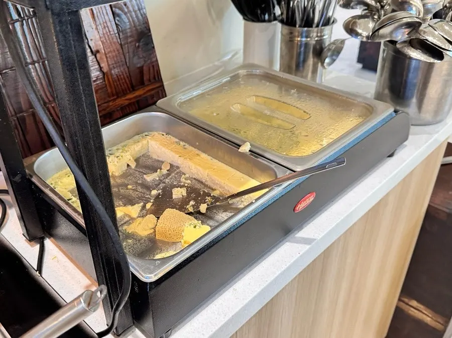 Wide variety at the self-serve bar