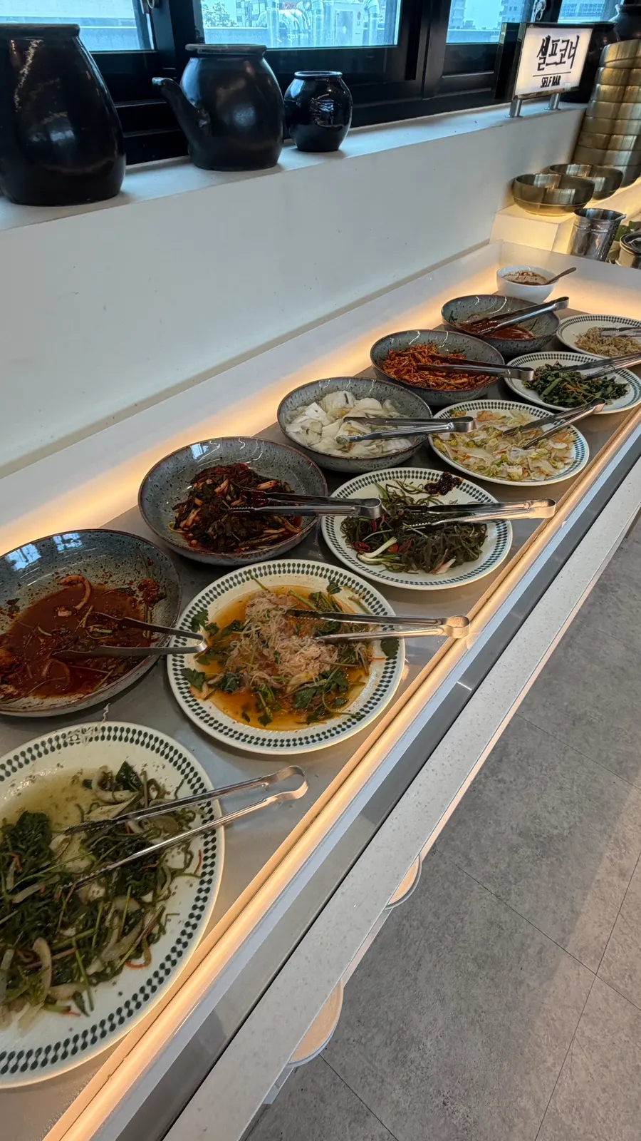 13 side dishes displayed at the self-bar corner