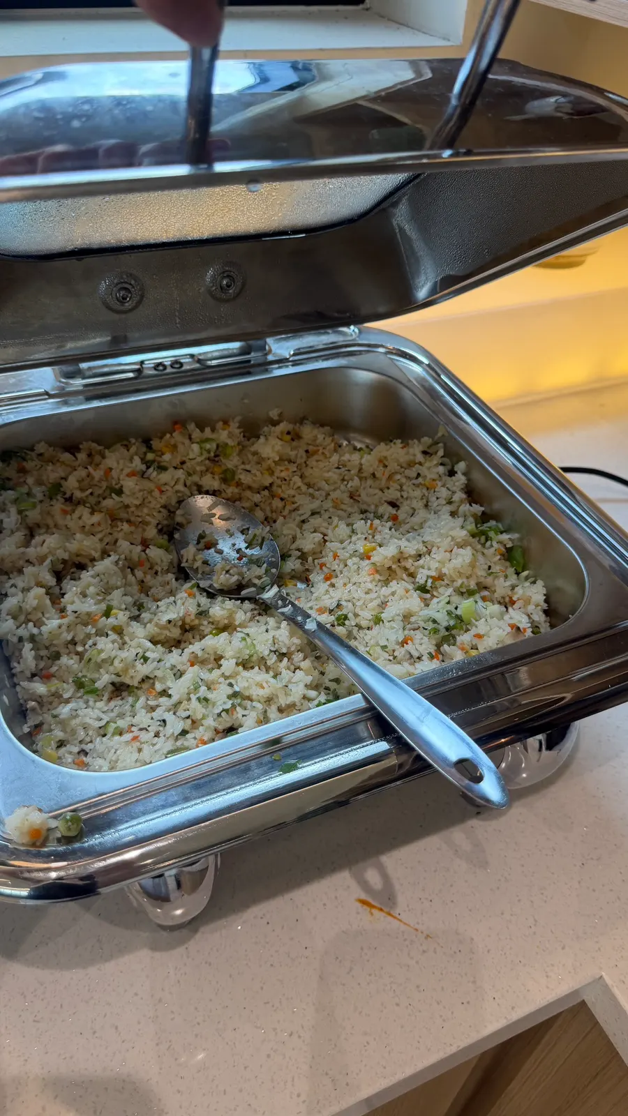 Fried rice and stir-fried squid at the self-bar corner