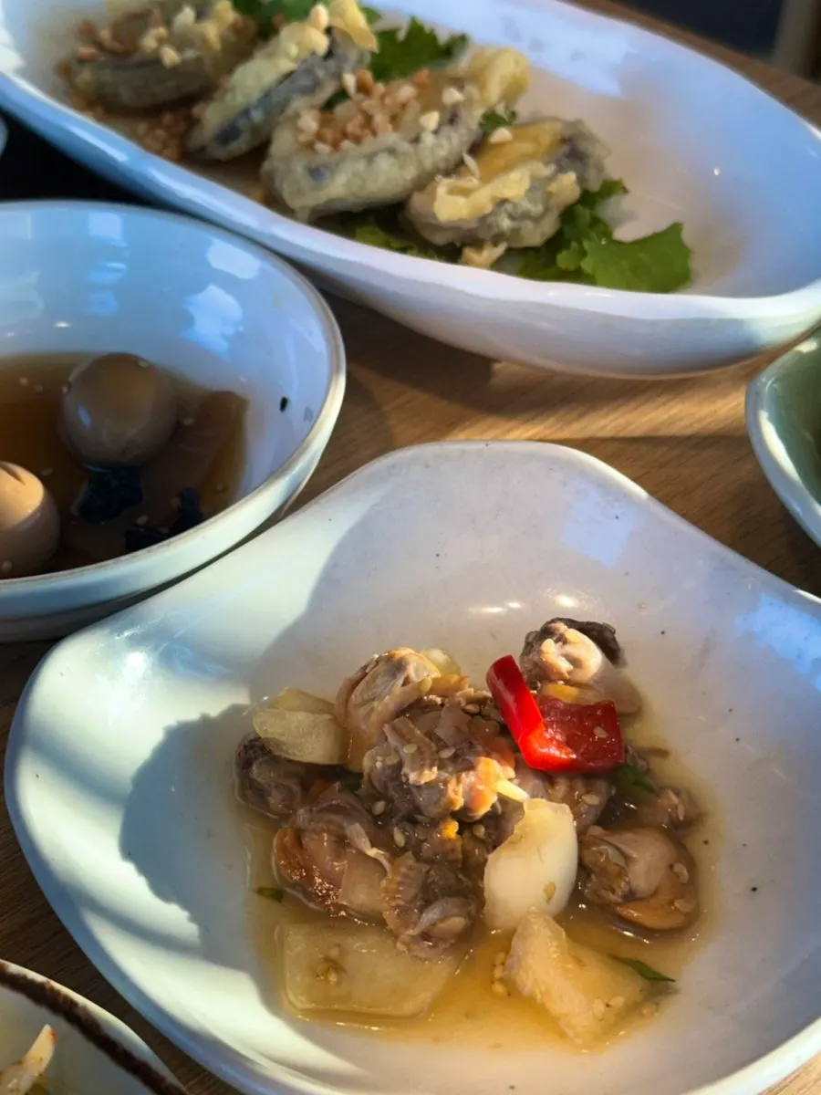 Cockle salad served as a basic side dish