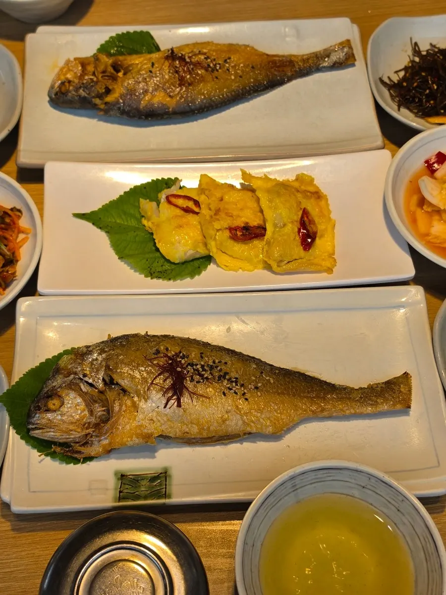 인당 한 마리씩 나온 보리굴비와 동태전