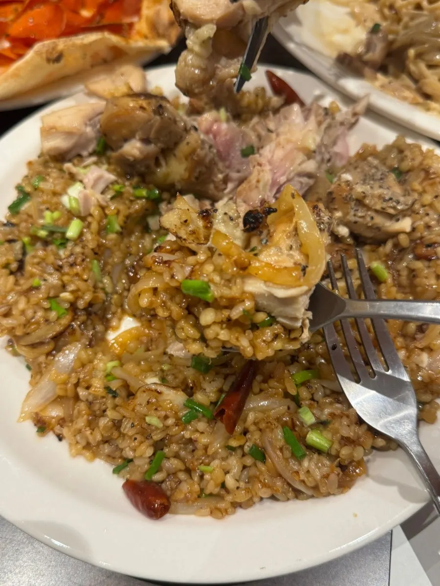 Spicy-sweet kung pao chicken pilaf
