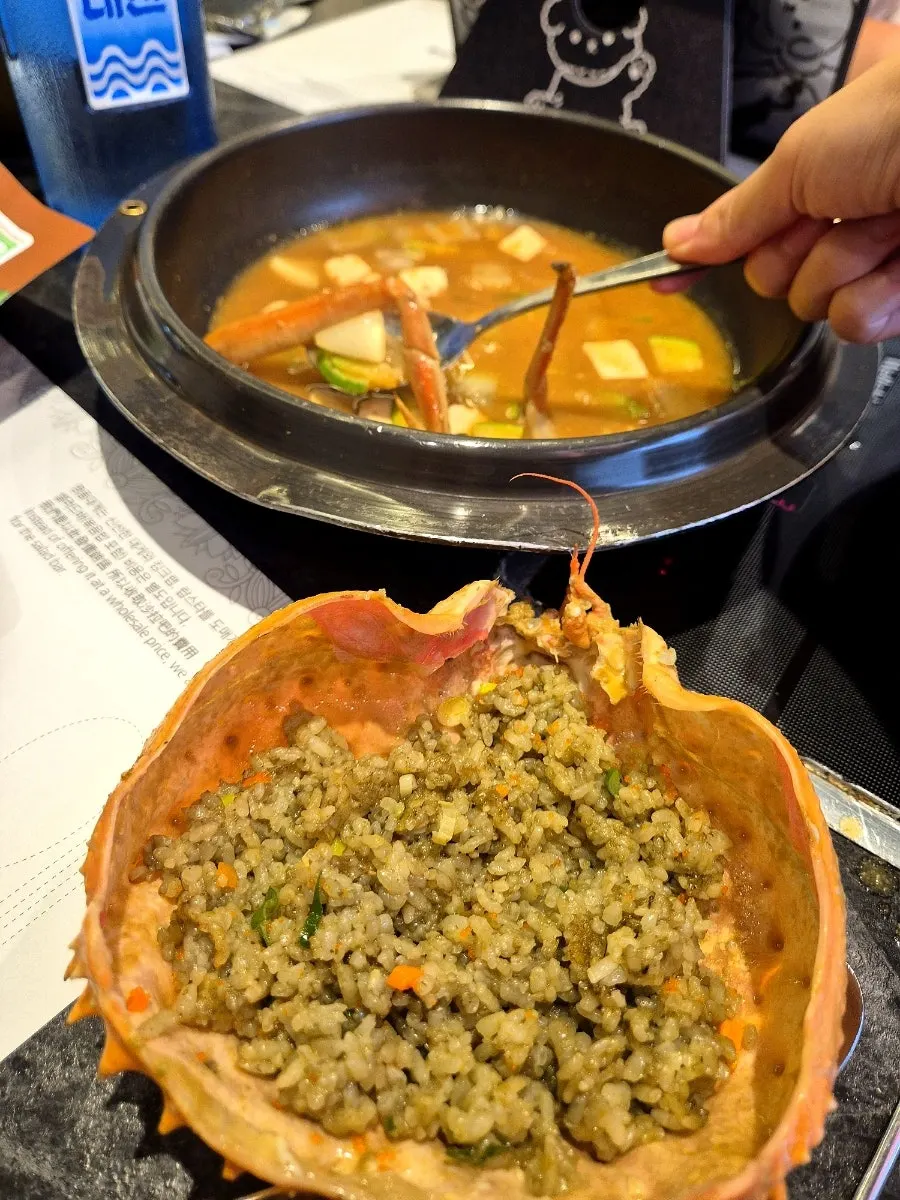 게살 넣은 볶음밥 한 그릇