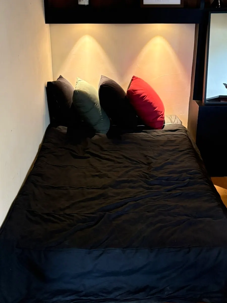 Comfortable seating area in the annex