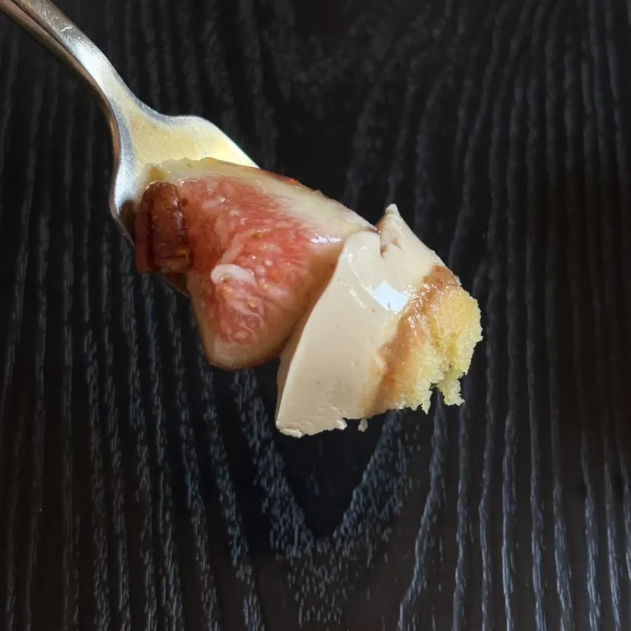 Tiramisu with a pudding-like texture