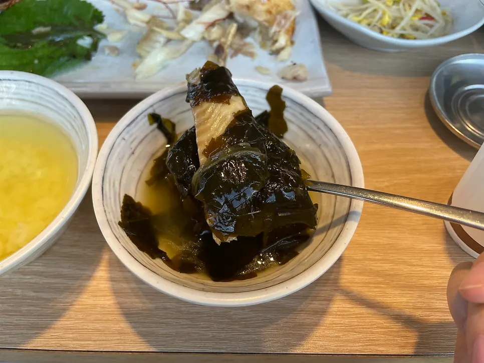Plate of spicy cockle salad