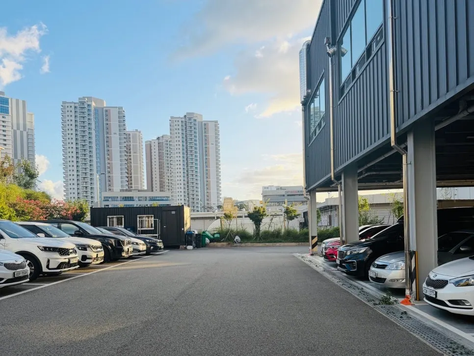 Dedicated parking lot on the 1st floor of Dongam Tteokgalbi