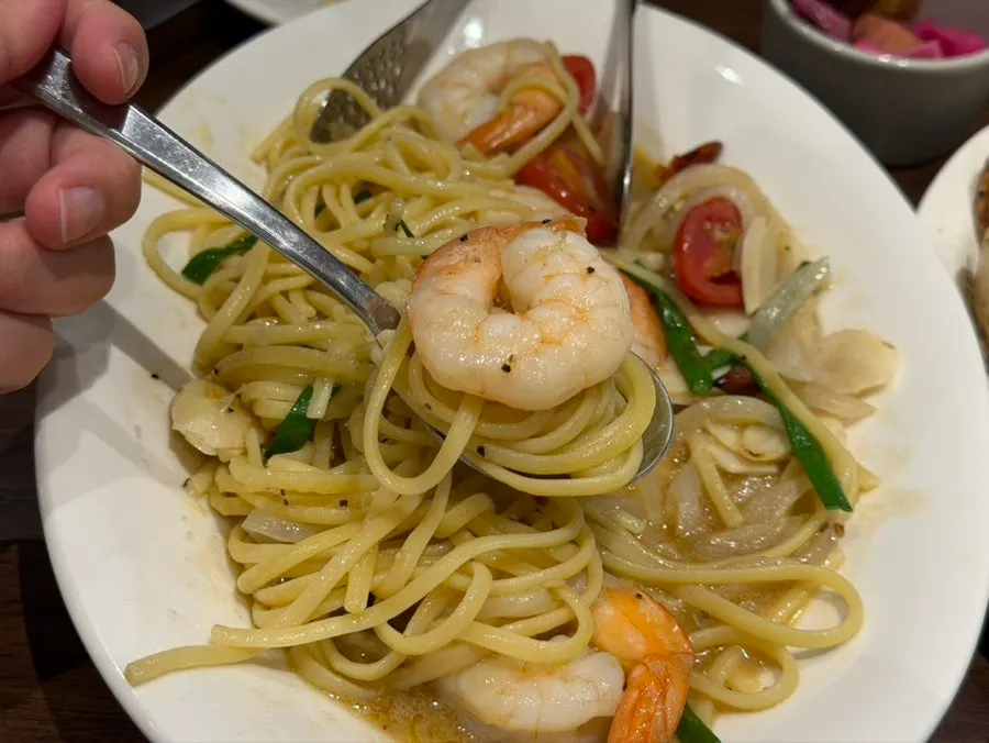 Anchovy oil pasta loaded with whole shrimp