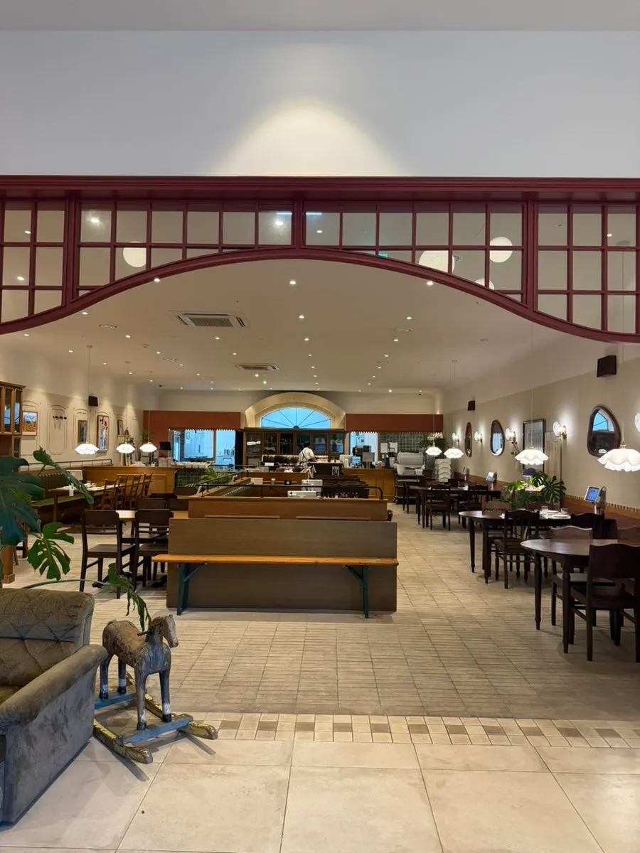 Entrance of Bueokgan Restaurant on the outlet's 1st floor