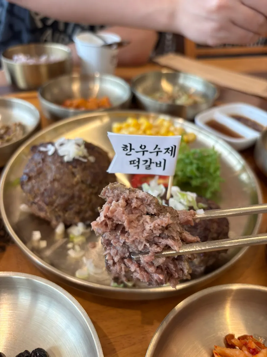 Close-up of 1++ hanwoo tteokgalbi