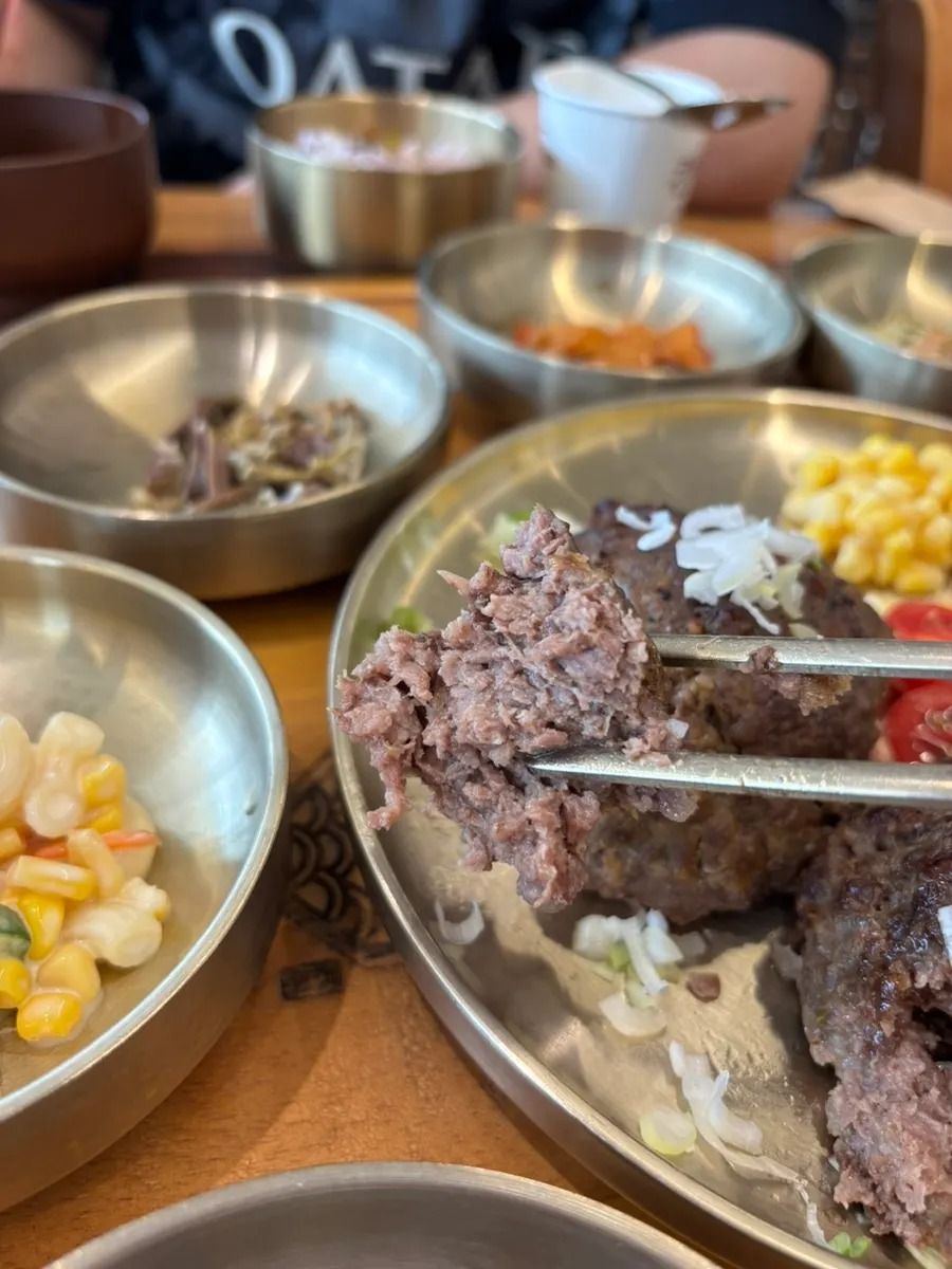 Cross-section of low-temperature aged Dongam tteokgalbi