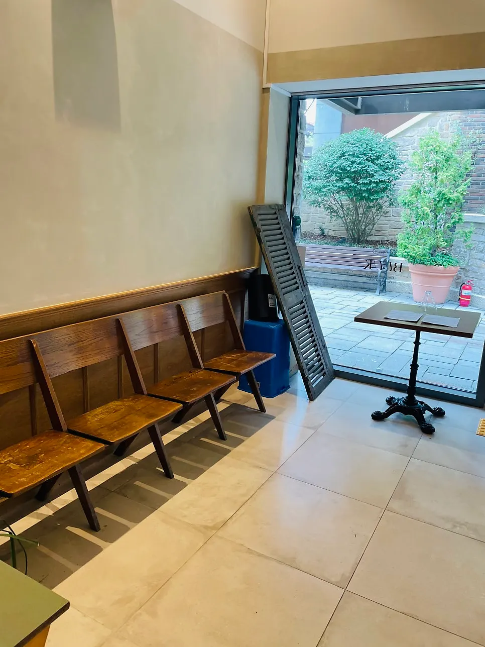 Interior decor and lighting inside Bueokgan Restaurant