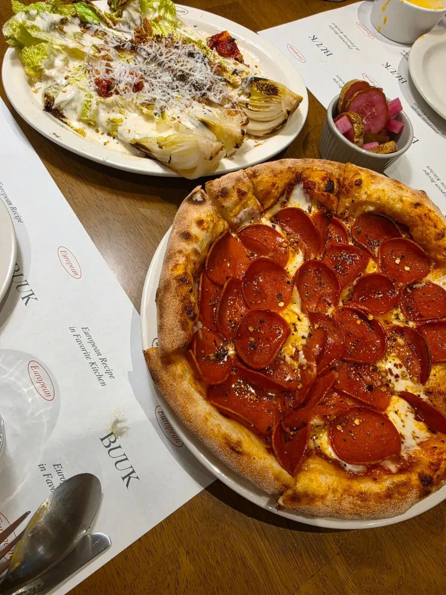 Full view of the pepperoni pizza