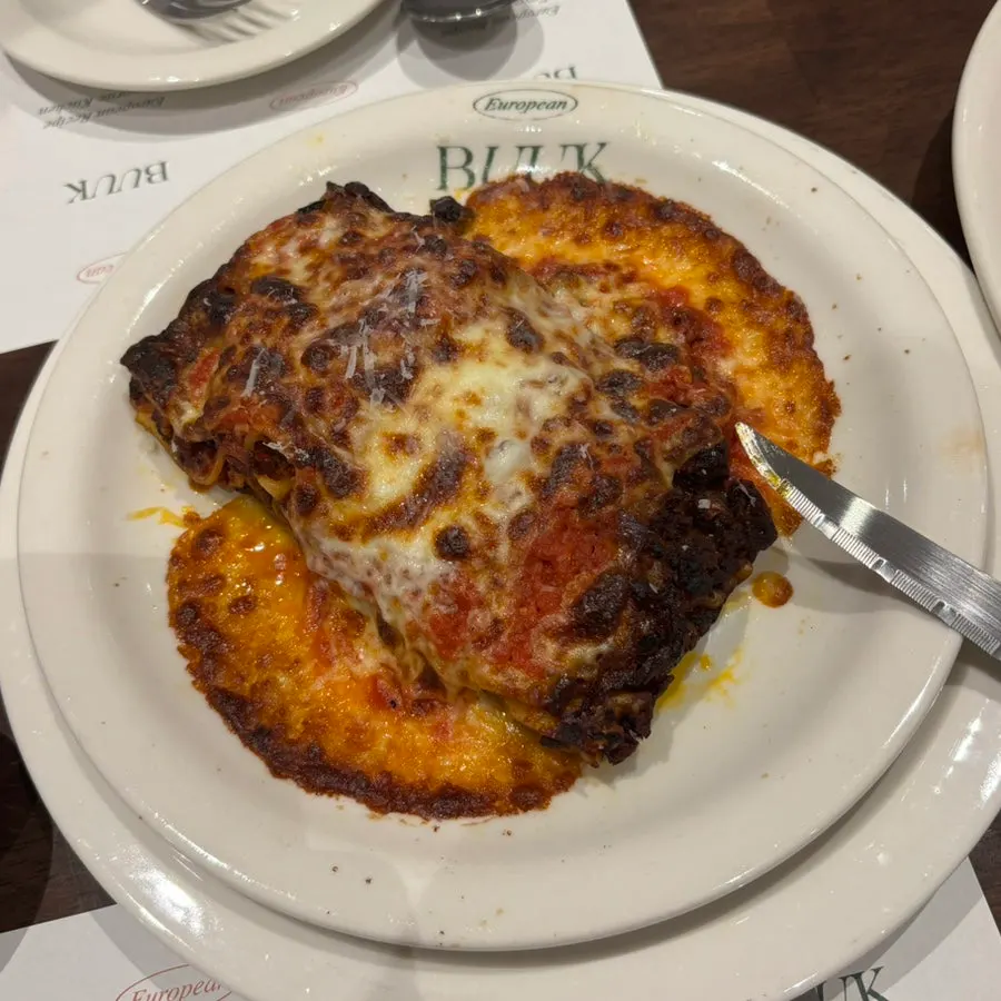 Bueokgan lasagna