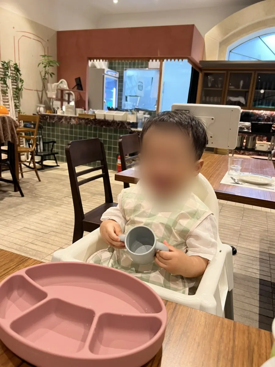 부엌간에서 준비해준 유아 의자