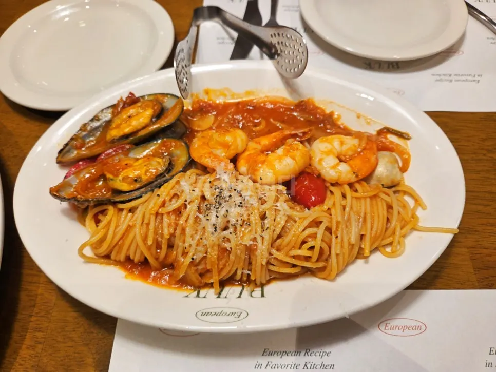Shrimp anchovy oil pasta