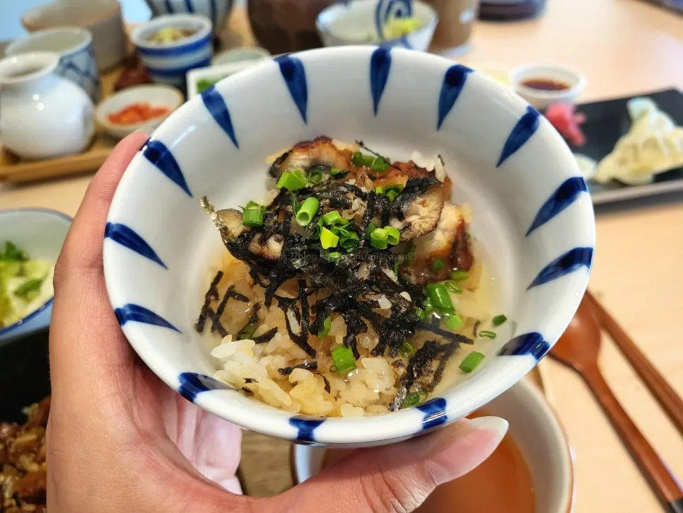 Hitsumabushi with ocha broth poured over it