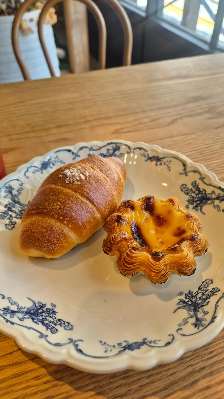 Salt bread, egg tart, and plum ade set