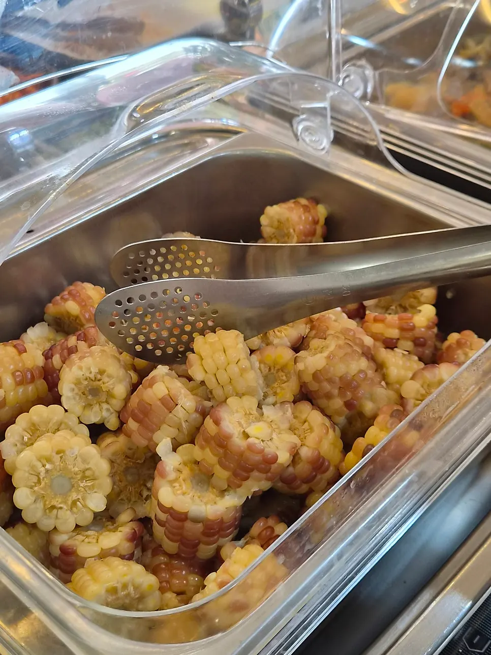 Side dish corner at the self-serve bar