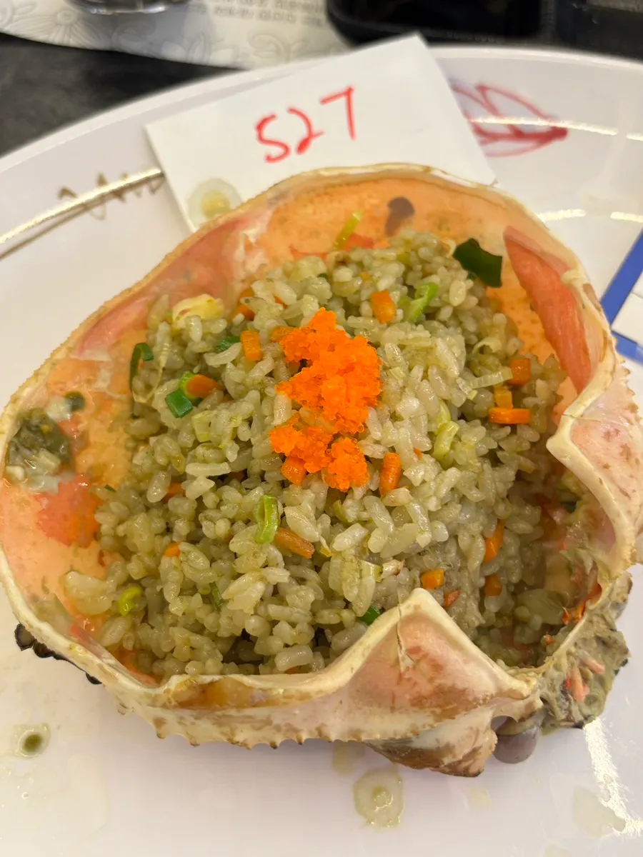 몸통에서 발라낸 대게살 한 그릇
