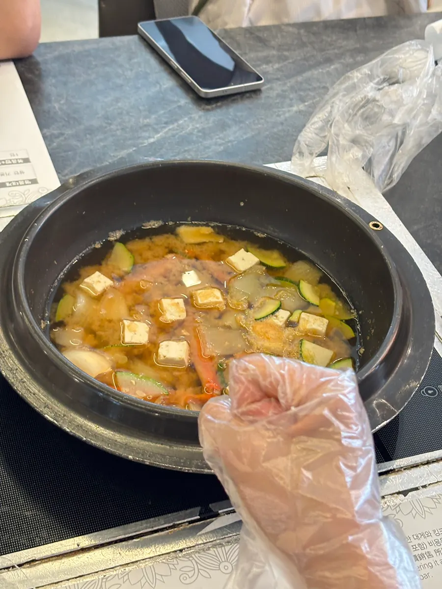 대게 넣은 푸짐한 된장찌개