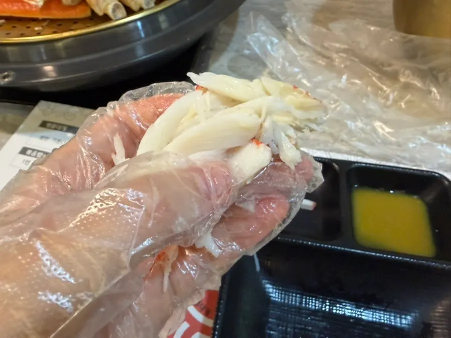 Picked-out snow crab meat