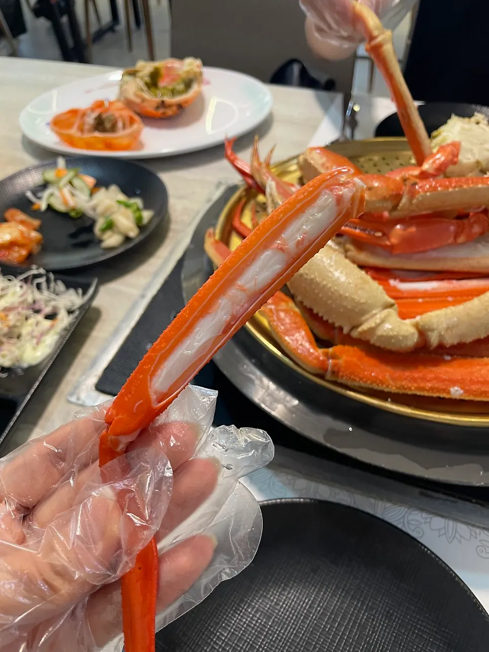 수율 좋은 대게 게살 단면